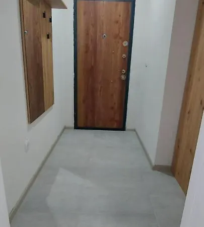 Lägenhet Sumski San 1